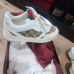 Womans Gucci Re-web Sneaker