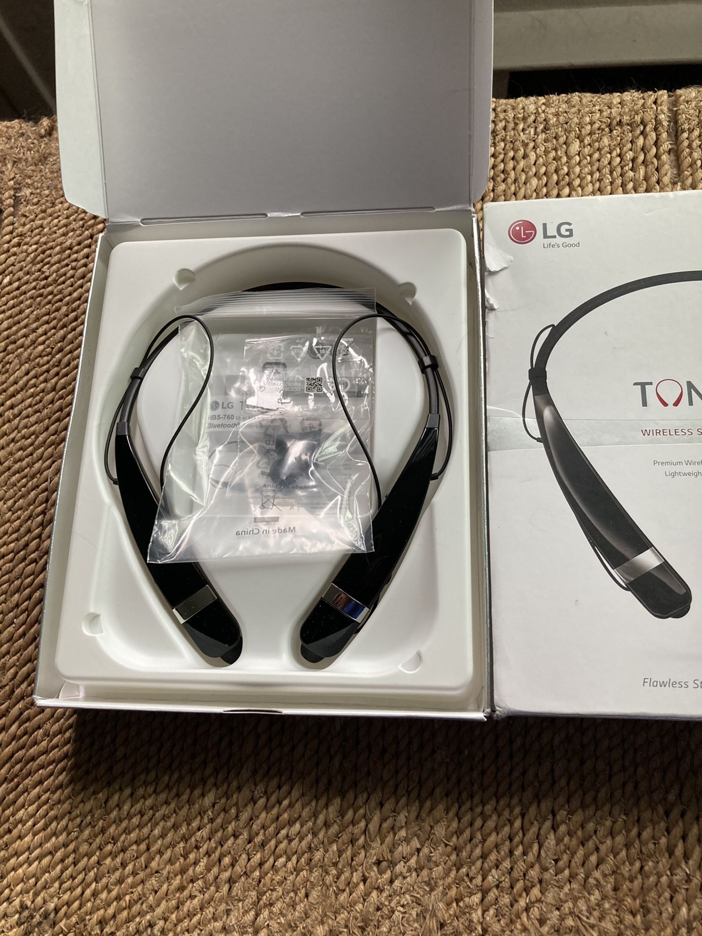 LG Tonepro Bluetooth headset sell or trade.