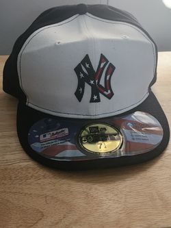 New Era New York Yankees NY 2011 Stars & Stripes 59Fifty Fitted Hat Cap, Size 7 1/4