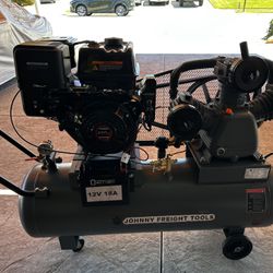 Powerful Johnny Freight Tools air compressor, 30 gallon electric start. Has a Loncin 420cc gasoline engine. Comes with a 12V 18A MightyMax battery. On