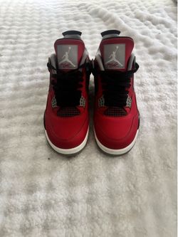 Jordan 4 Retro