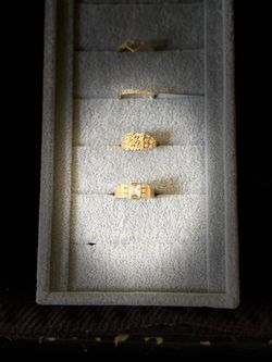 Anillos de oro de 10 kilates de Dama y Caballero