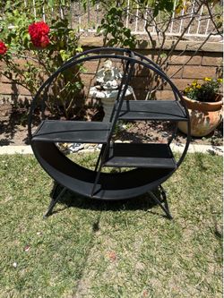 Black Metal Circular Shelf Plant Stand