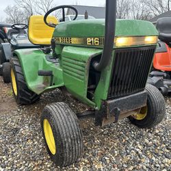 John Deere 216 Garden Tractor