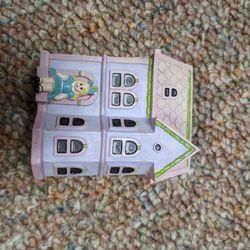 Lenox Kitty's Playhouse