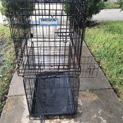 Pet Crates  Bottom One $25 Top One $15 Ready For Pick Up 