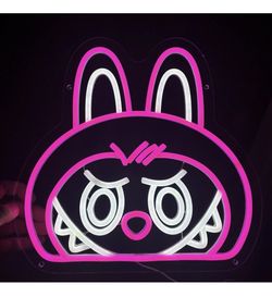 LABUBU LED NEON LIGHT 💯% BRAND NEW & SEALED IN PACKAGING 