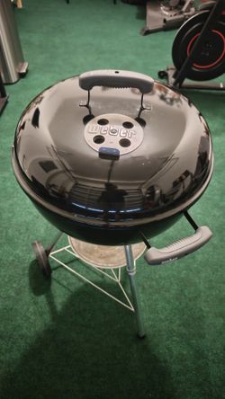 Weber Original Kettle 22-Inch Charcoal Grill with Heavy-Duty Weatherproof Cover