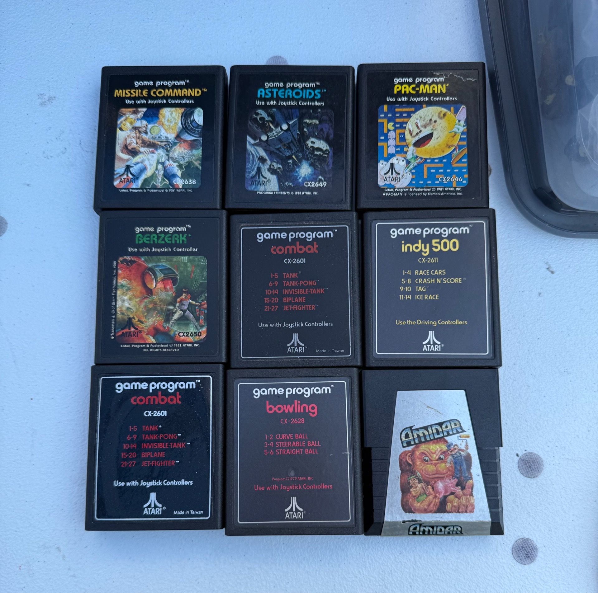 Lot of 9 Atari Games