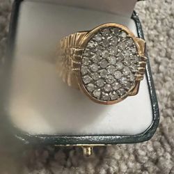 10kt Gold Diamond Ring