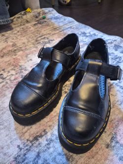 Doc Martins Mary Jane's