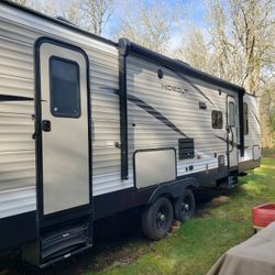 2018 Keystone Hideout - 28BHSWE