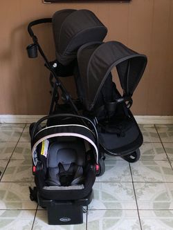 LIKE NEW GRACO READY 2GROW DOUBLE STROLLER AND CAR SEAT!!!!