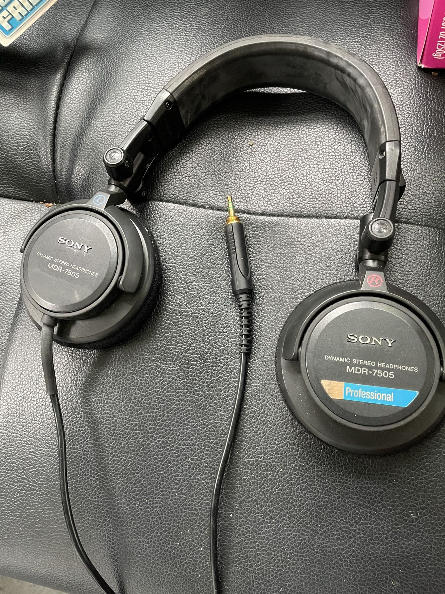 Sony Headphones MDR7505 Compact Professional Overear Headphones