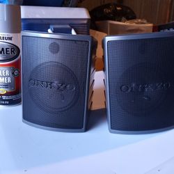 2 Onkyo Speakers