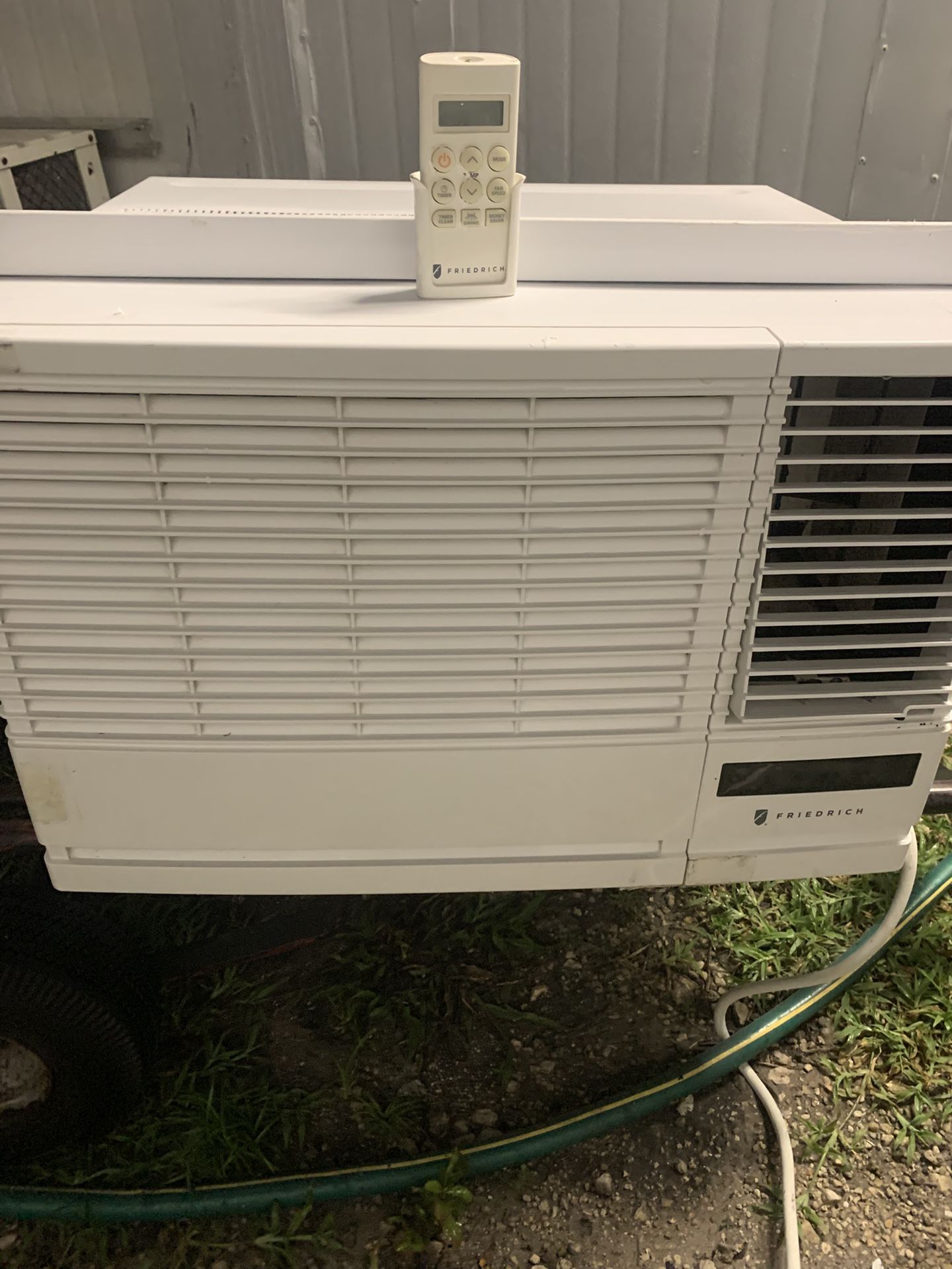 Wall Ac Unit 12000 Btu Fredrich Heavy Control