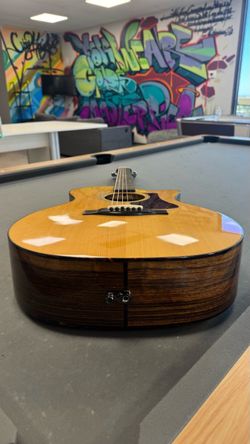 Eastman AC222-CE DLX