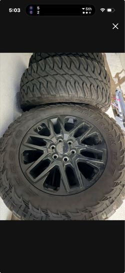 2024 Toyota tundra rims tires 95% tread