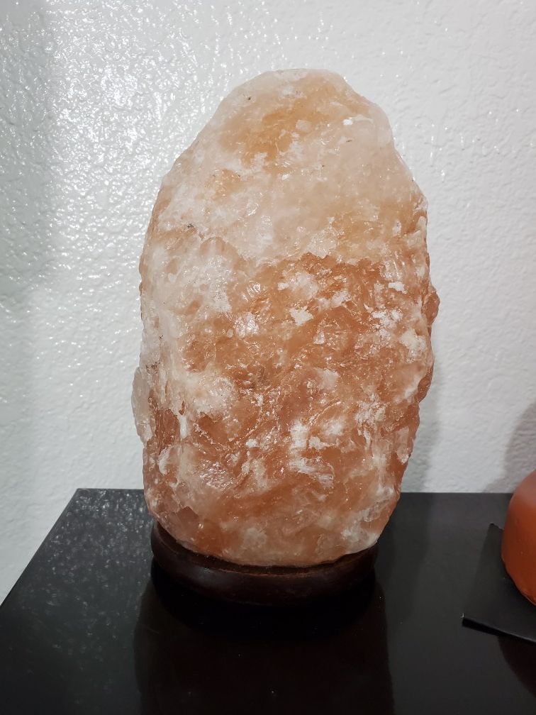 Large Himalayan Rock Salt Lamp NEW