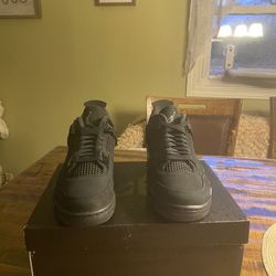 AIR JORDAN 4 BLACK CAT SIZE 11