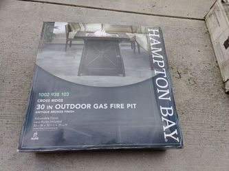 30" Propane Fire Pit Table 50,000 BTU Hampton Bay Crossridge - Lava Rocks & Screen