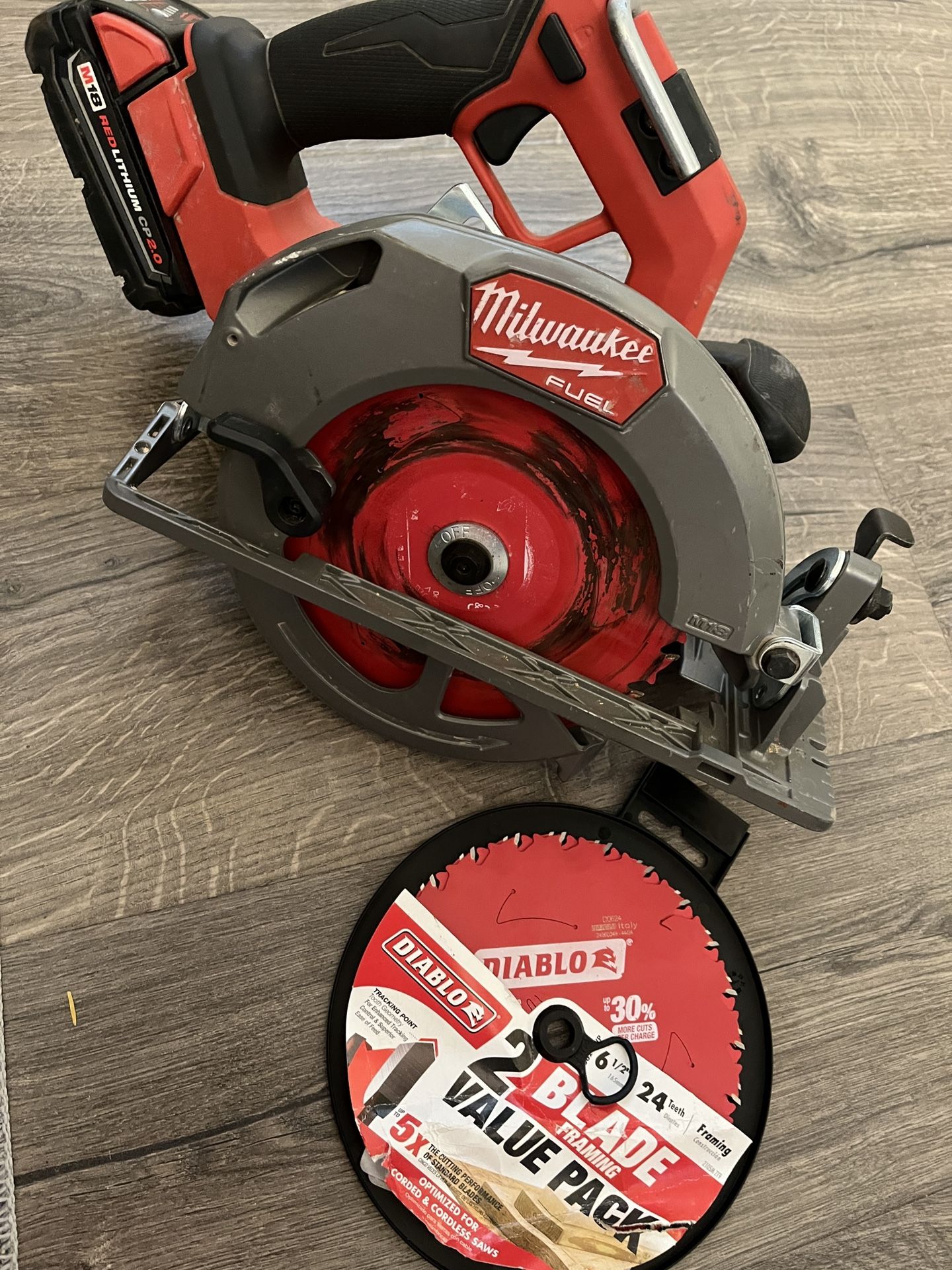Milwaukee, Skill Saw Fuel M18