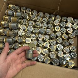 300+ Schlage Everest keyway cylinders – keyed alike