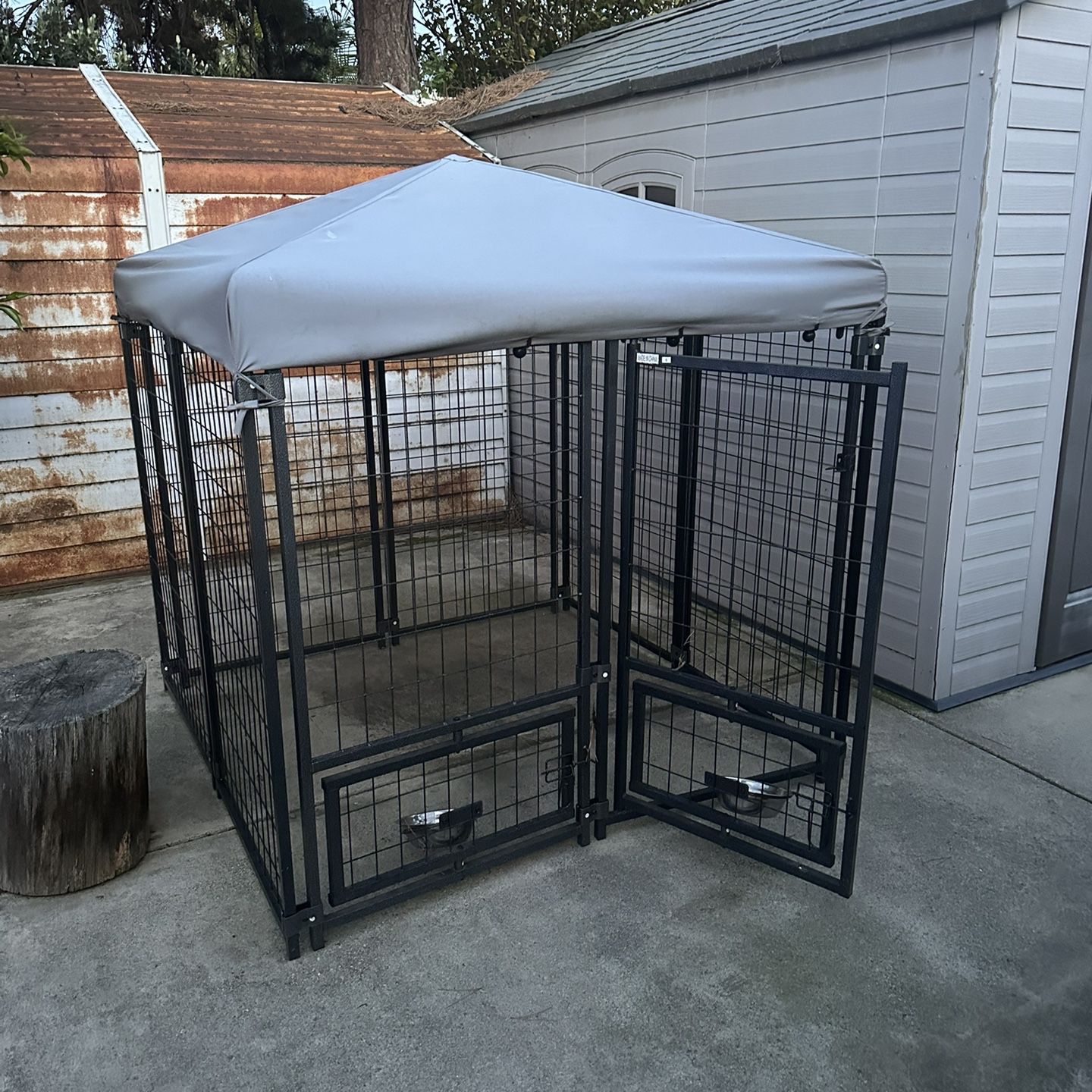 Large Fence/ Metal Dog Kennel