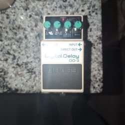 BOSS Digital Delay DD-3 Pedal