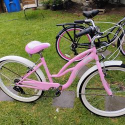 26 Inch Woman's Beach Cruiser Schwinn Lulu 