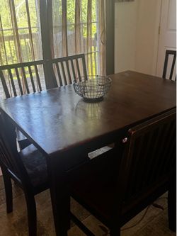 Beautiful, solid wood kitchen, dining table set