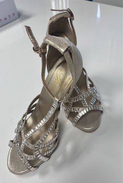 Tara Gold High Heels Size 6.5M