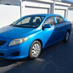 Toyota Corolla Le 2010