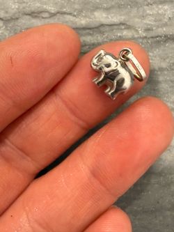 14K gold elephant pendant