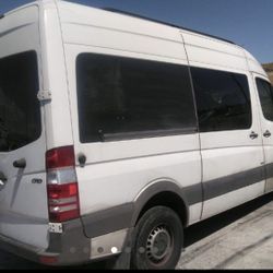 Mercedes Benz Sprinter 2500 Parts