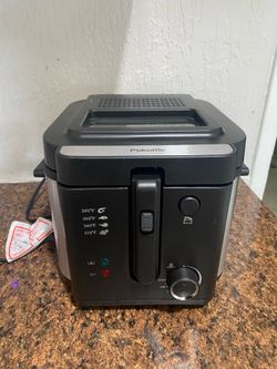Deep Fryer with Basket