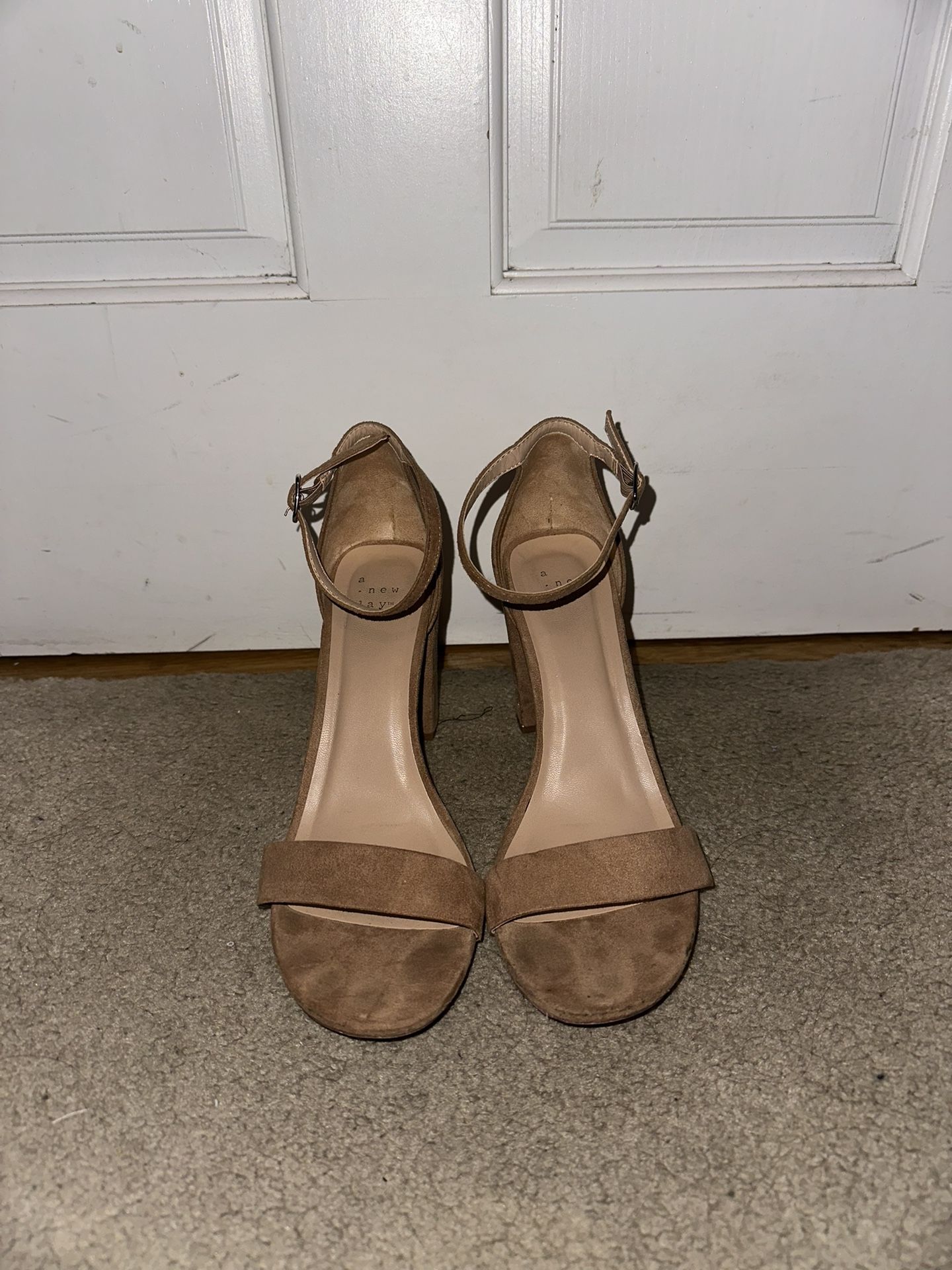 Nude Block heels Size 8.5