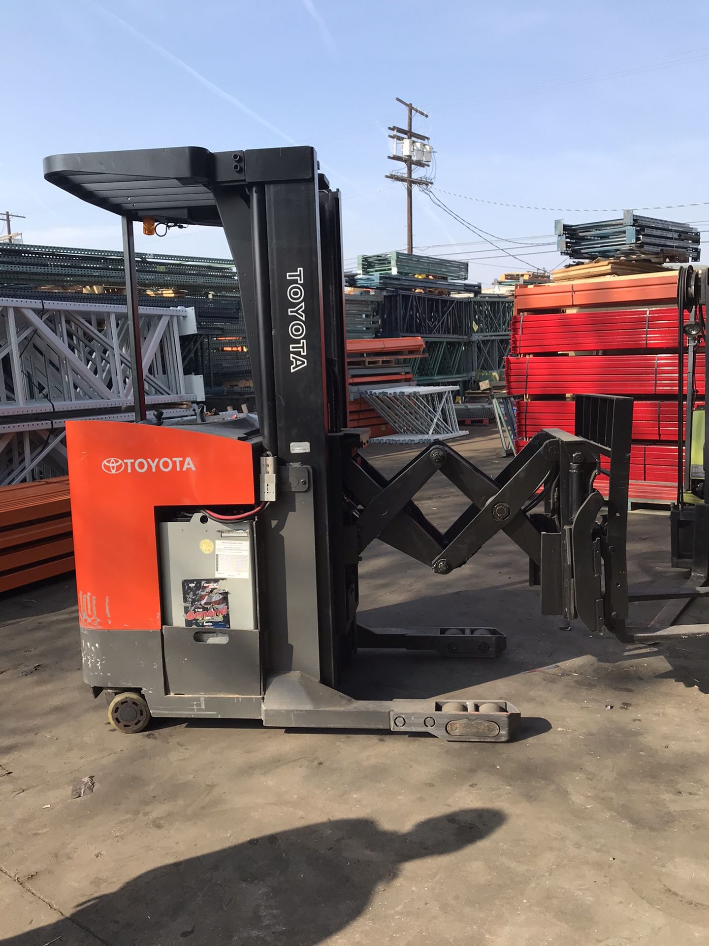 Toyota Double Reach Electric Forklift