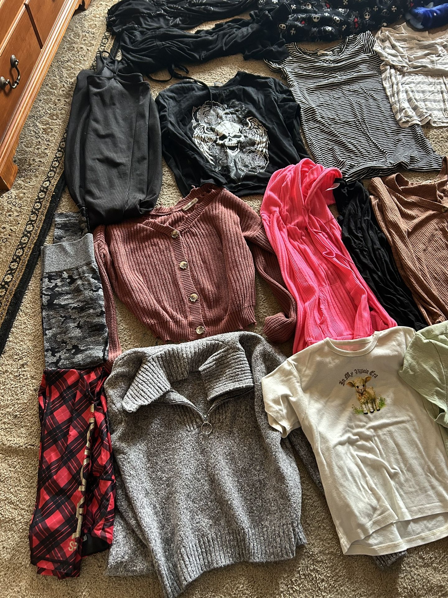 Ladies Clothes Lot