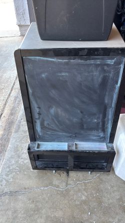 Hanging chalk board