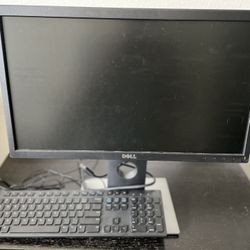 17-inch Dell Monitor With Keyboard