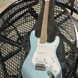 Squier Fender Stratocaster
