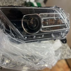 Driver Side Mustang Head Light