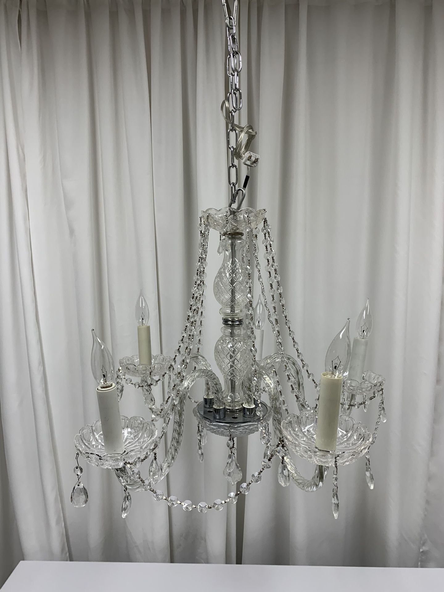 4 Arms Crystal Glass Light Chandelier 20” H x 20” W Venetian Style