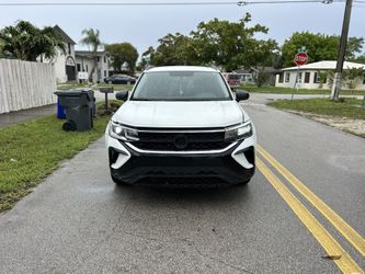 2022 Volkswagen Taos