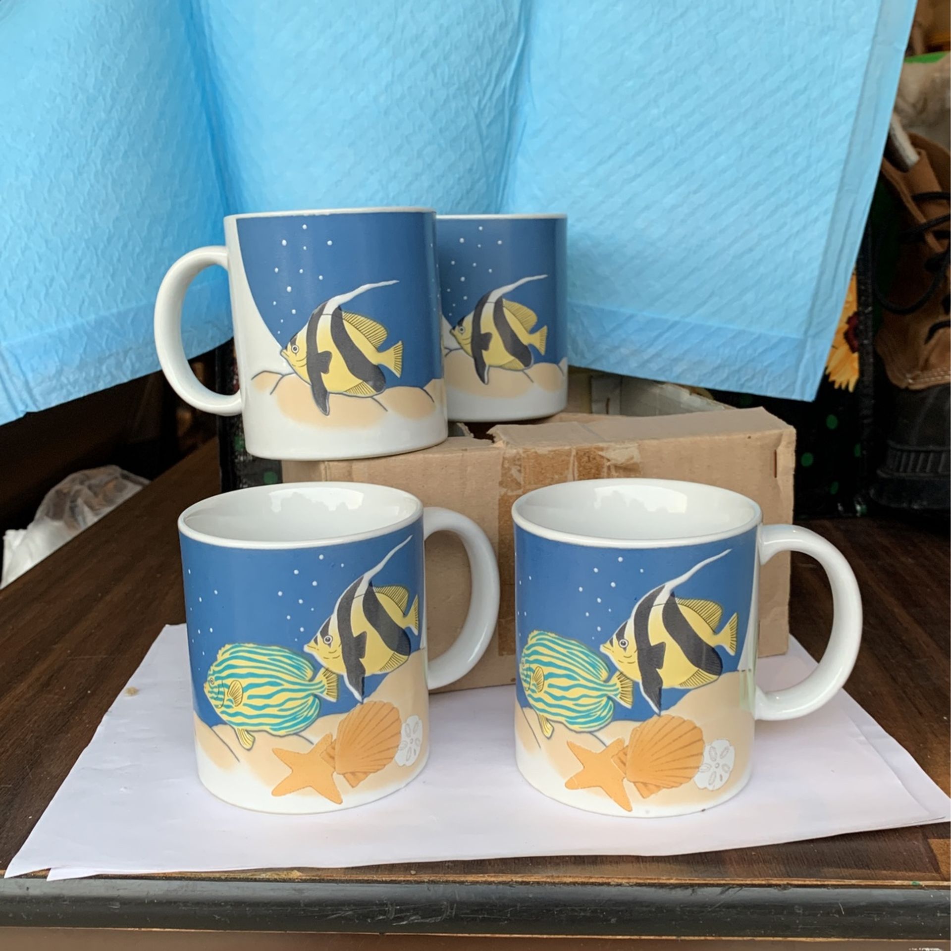 4 Fish Cups
