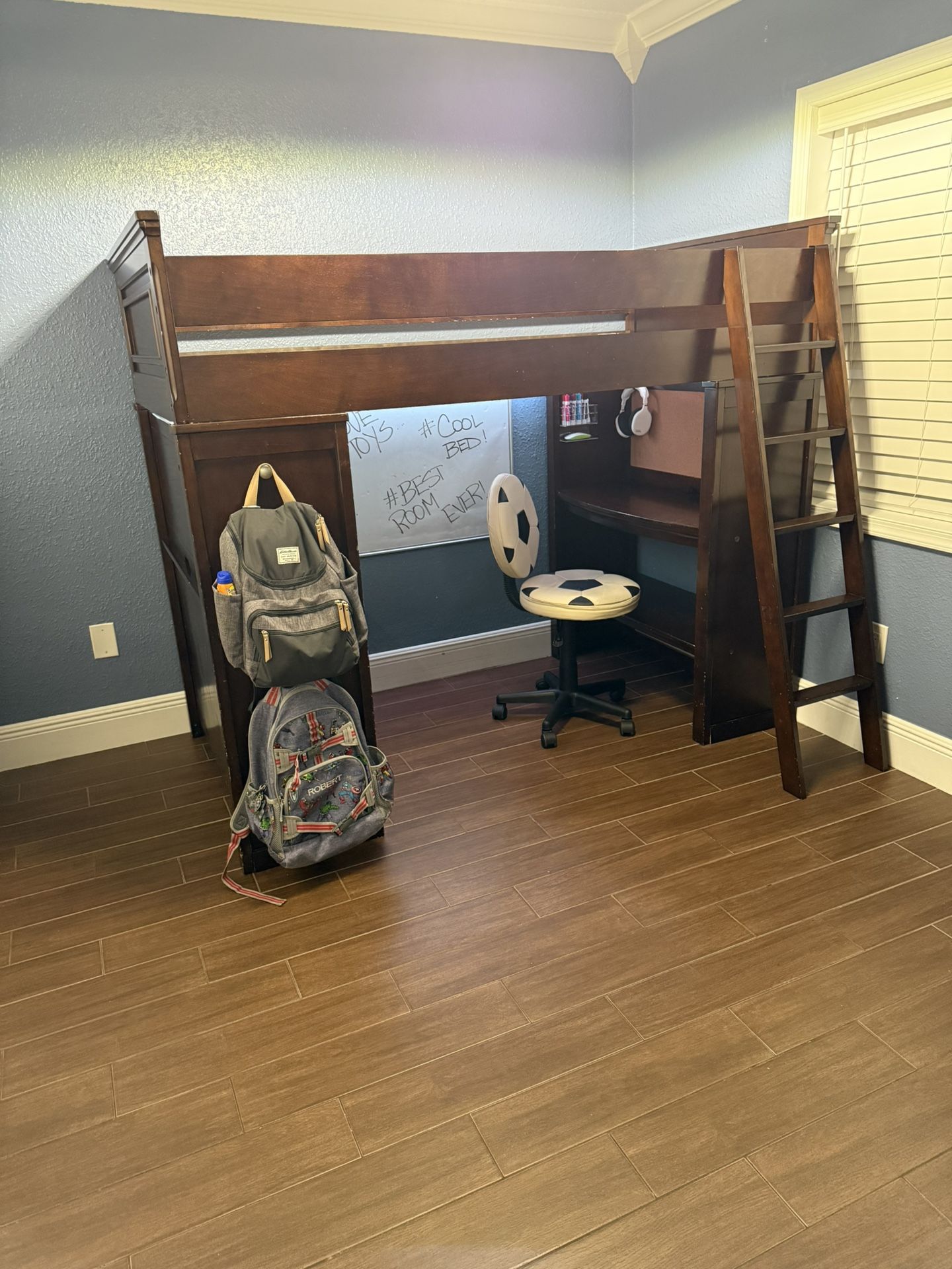 Twin Loft Bed With LED Lights. Real Wood!