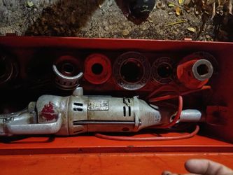 Ridgid Electric Pipe Threader with Die Set
