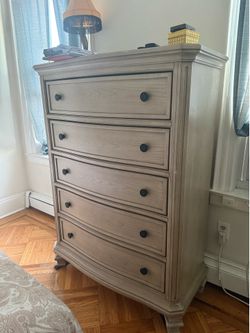 Dresser/Mirror
