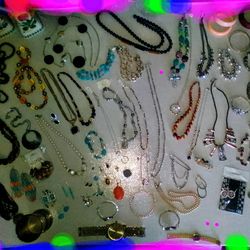 LOTS & LOTS OF JEWELRY!!!